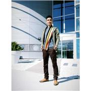 Jeune professeur motivé et sympathique